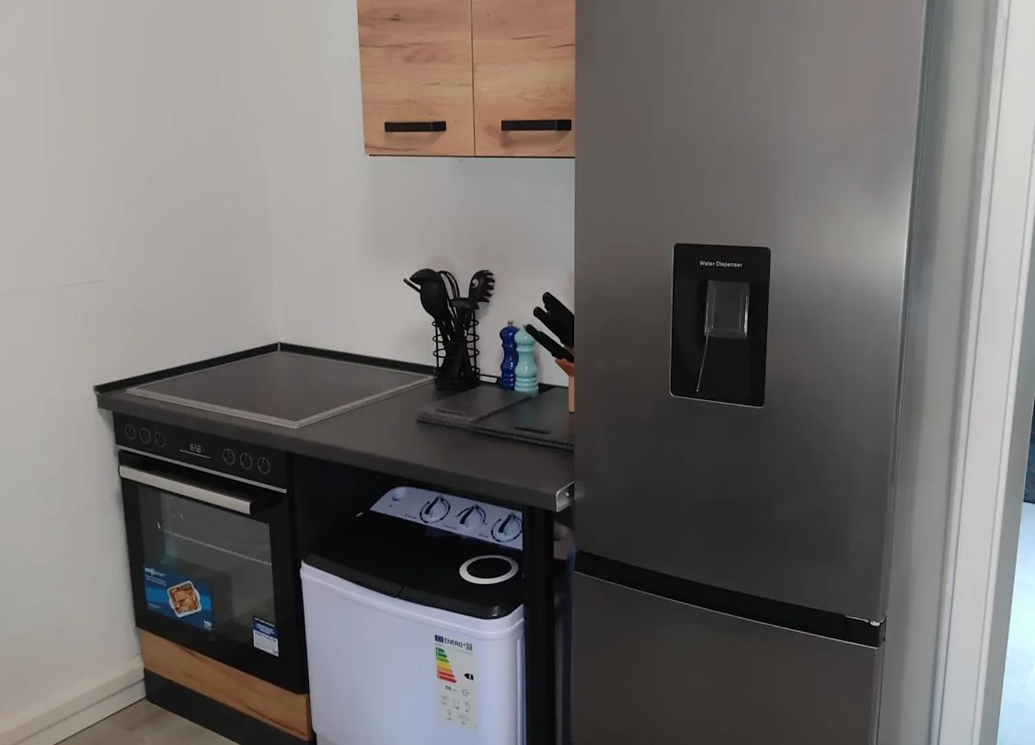 Modernes Apartment Im Stadtzentrum Dusseldorf 0*,