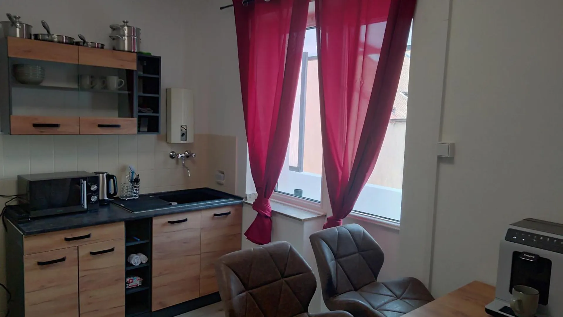 Modernes Apartment Im Stadtzentrum Dusseldorf